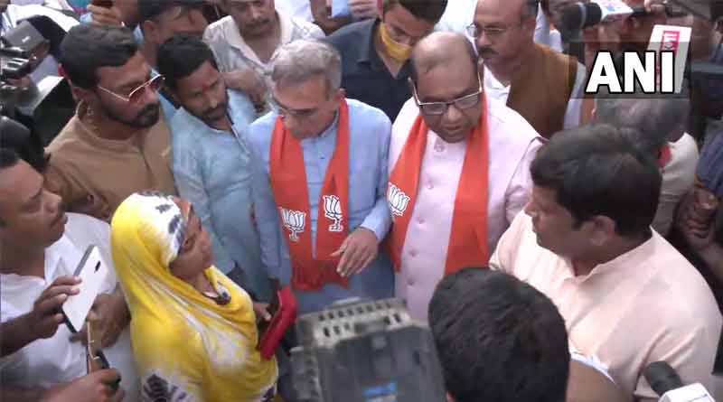 Rampurhat Incident: পুলিশি বাধা পেরিয়ে বগটুইতে বিজেপির কেন্দ্রীয় প্রতিনিধিদল, গেলেন অধীরও