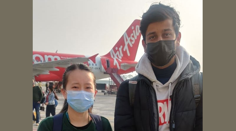 Darjeeling students return home from Ukraine | Sangbad Pratidin
