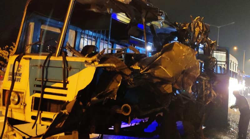 হাওড়ায় সরকারি বাস ও ডাম্পারের সংঘর্ষে মৃত ১, জখম কমপক্ষে ২৫