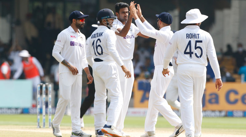 Bengaluru pitch gets 'below average' rating from ICC | Sangbad Pratidin