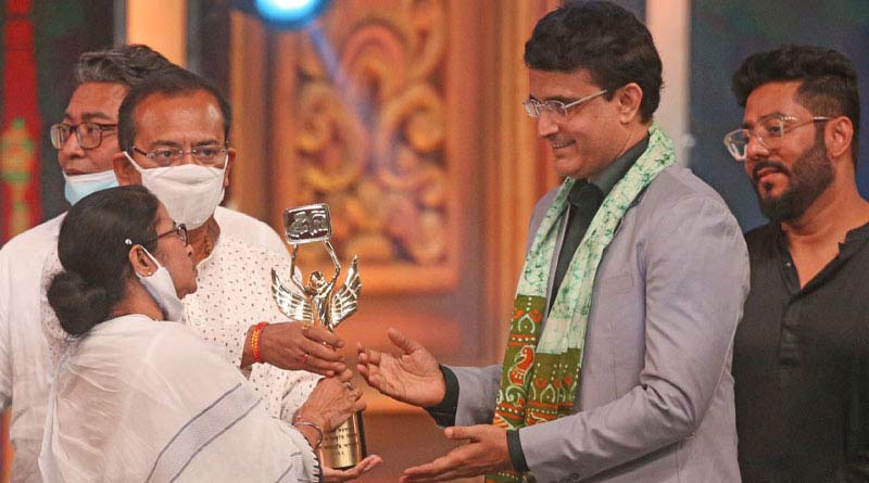 টেলি সম্মানে সেরা সঞ্চালক সৌরভ, বিশিষ্ট শিল্পীদের সম্মান জানালেন মুখ্যমন্ত্রী