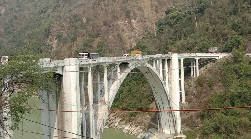 Blast on Sevak Bridge, Siliguri sparks scares, it was a shooting without permission of the administrative | Sangbad Pratidin