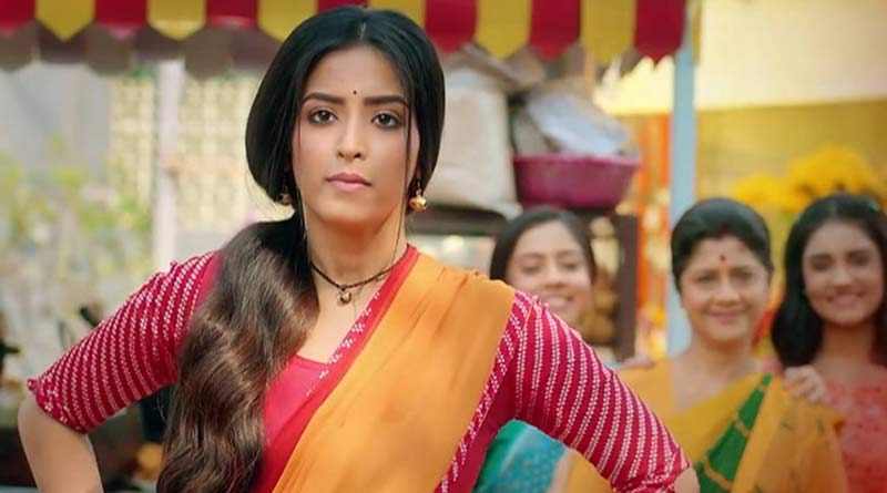 ‘লক্ষ্মী কাকিমা’র মুদির দোকানের পর এবার চপ বিক্রি! আসছে ধারাবাহিক ‘উড়ন তুবড়ি’