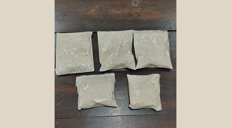শিয়ালদহ স্টেশনের কাছে প্রায় দু’কোটি টাকার মাদক পাচারের চেষ্টা! গ্রেপ্তার দুই