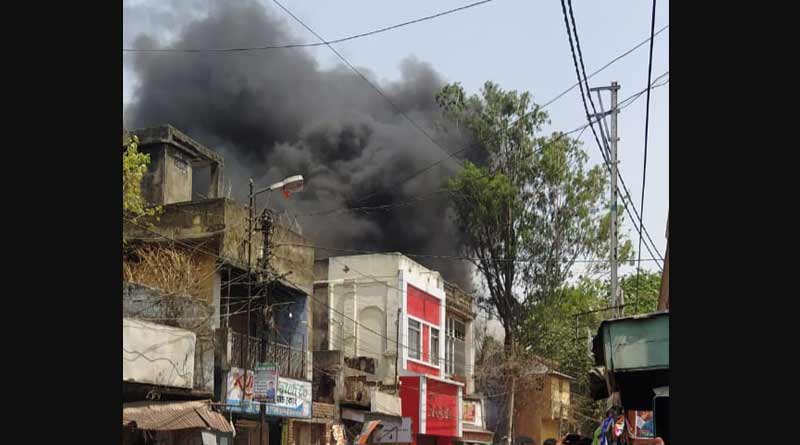 Fire at Jhalda police station, Congress councilor murder evidence destroyed । Sangbad Pratidin