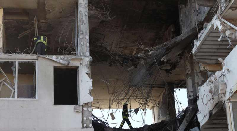 As Ukraine marks Orthodox Easter, Russian forces bomb besieged Mariupol | Sangbad Pratidin
