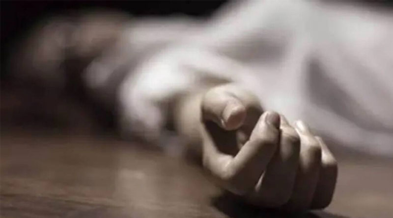 A woman of Malda commits suicide | Sangbad Pratidin