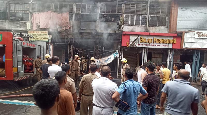 Massive fire broke out in New Market, Chandni Chowk | Sangbad Pratidin