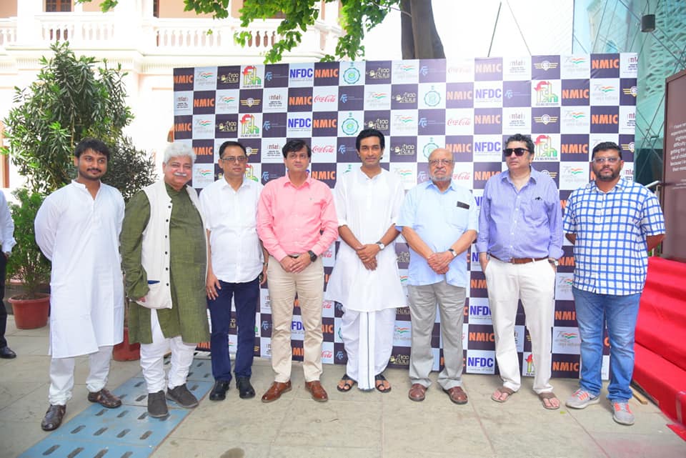 Jeetu Kamal, Anik Dutta others with director Shyam Benegal