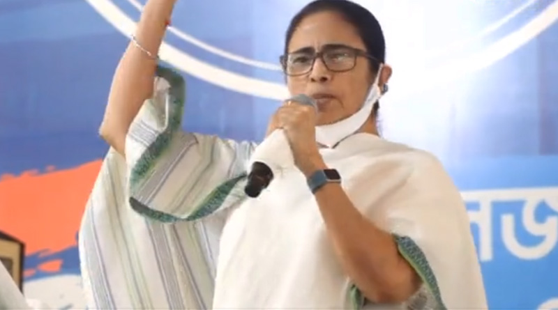 ‘মানুষের কাজ না করে নিজের কাজ করলে…’, তৃণমূল নেতা-কর্মীদের কড়া হুঁশিয়ারি মমতার
