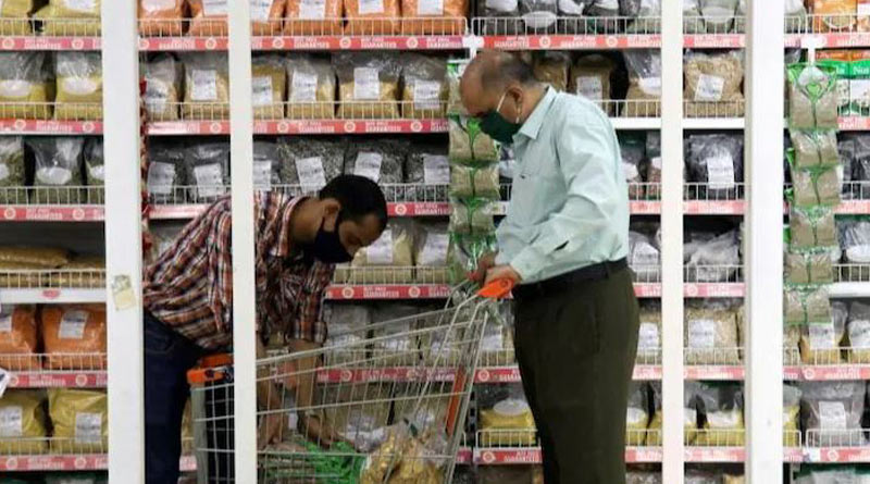 India's retail inflation rises to 8-year high of 7.79% in April। Sangbad Pratidin