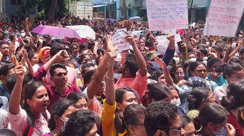 নিয়োগে গরমিলের অভিযোগ, দফায় দফায় বিক্ষোভে নার্সিং চাকরিপ্রার্থীরা, রণক্ষেত্র সল্টলেক