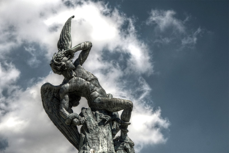 Statue of the Fallen Angel