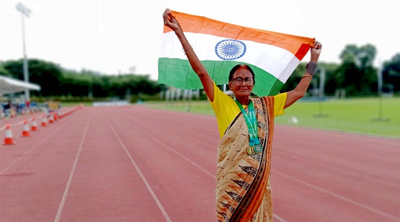 79 years old Kalna Woman won pair of gold in International Competition | Sangbad Pratidin