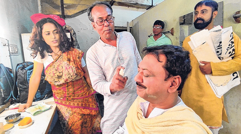 ৫০ বছর পর অ্যাকাডেমিতে ‘টিনের তলোয়ার’, উৎপল দত্তের ‘বেণীবাবু’কে ফেরালেন বিধায়ক পার্থ