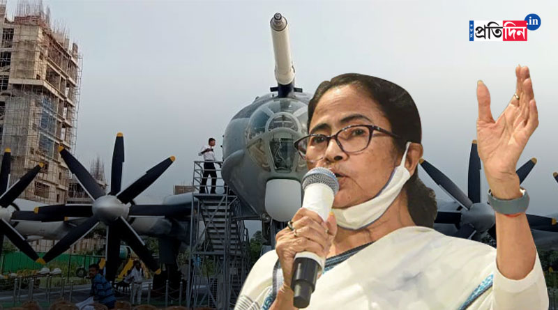 নিউটাউনে এয়ারক্রাফট মিউজিয়ামের উদ্বোধনে মুখ্যমন্ত্রী, গাইলেন গানও