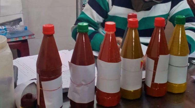 সিল করা সসের বোতলে গিজগিজ করছে জীবাণু, কলকাতা পুলিশের হাতে এল চাঞ্চল্যকর রিপোর্ট