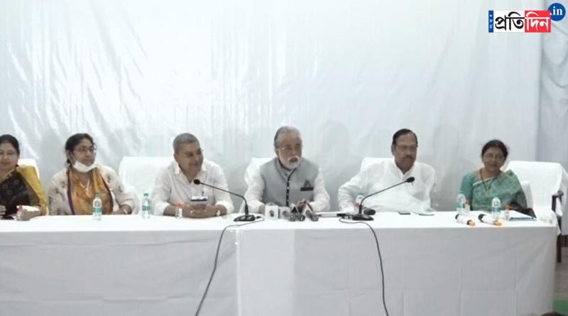 ১০০ দিনের কাজে বকেয়া ৭ হাজার কোটি টাকা, কেন্দ্রীয় মন্ত্রীর সঙ্গে বৈঠক তৃণমূল সাংসদদের