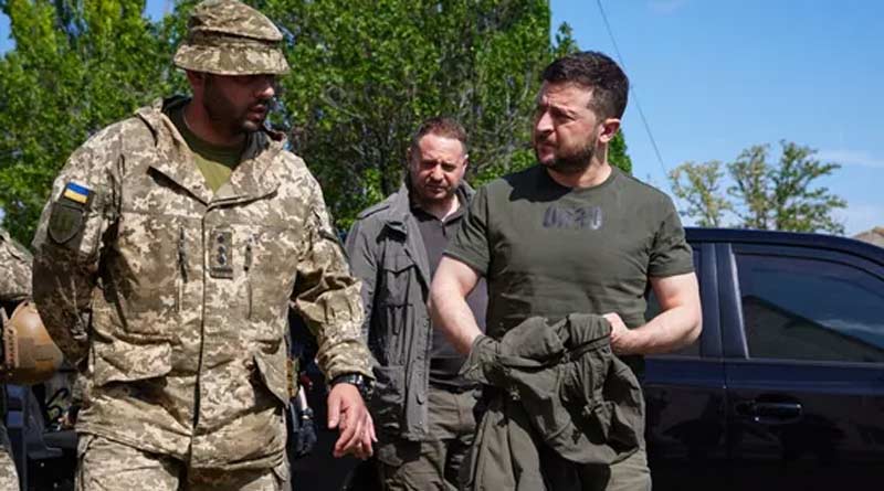 Ukraine President Volodymyr Zelensky Visits Frontlines As War Rages
