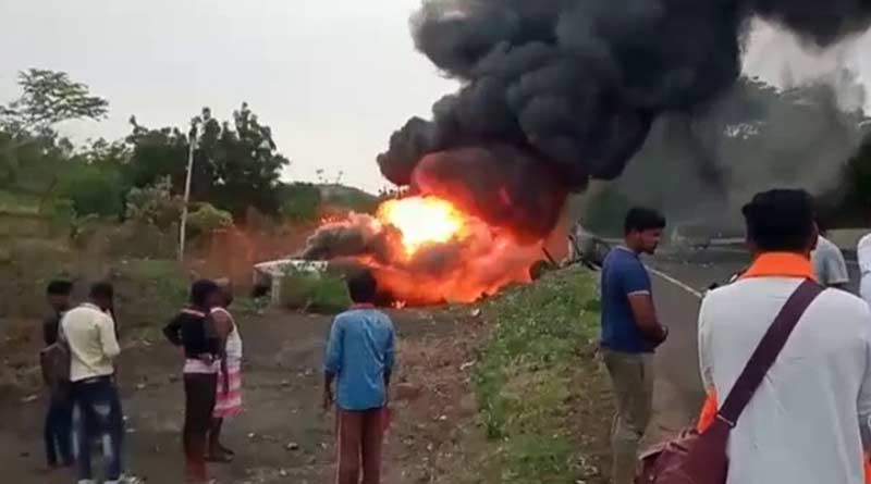 কর্ণাটকে বাস ও পণ্যবাহী গাড়ির মুখোমুখি সংঘর্ষ, জীবন্ত দগ্ধ ৭