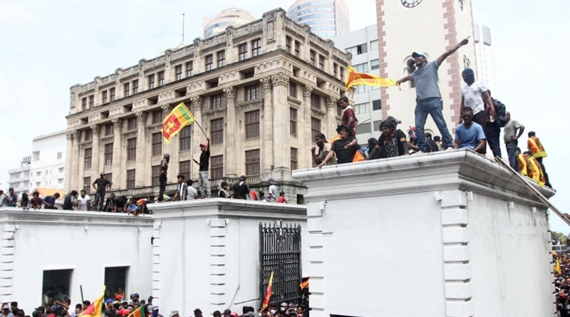 Protesters Say They Found Millions At President's Residence in Sri Lanka | Sangbad Pratidin