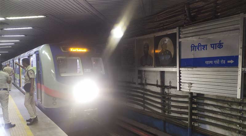 Kolkata Metro: Woman jumped in front of metro at Girish Park station