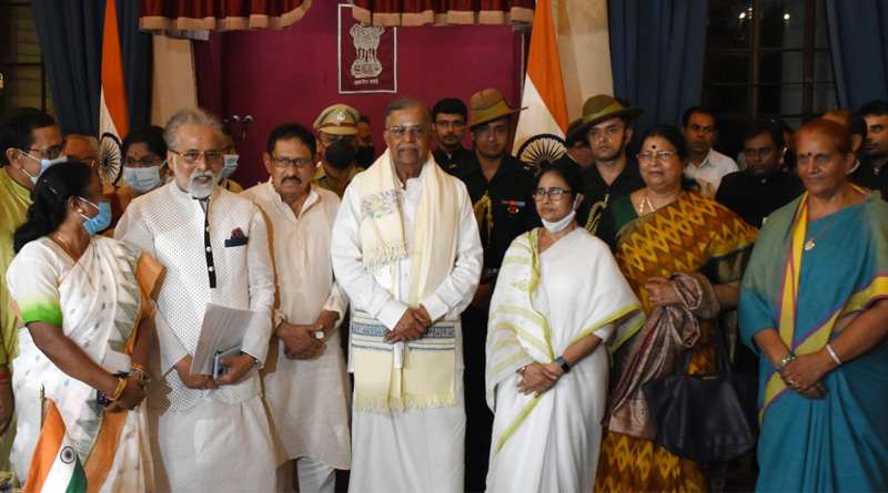 La Ganesan takes oath as Governor of Bengal | Sangbad Pratidin