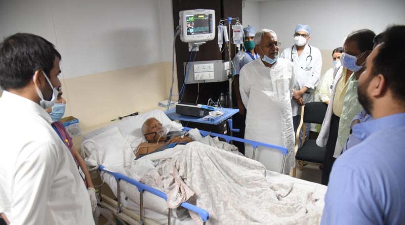 Ailing Lalu to be taken to Delhi by air ambulance; Nitish visits hospital | Sangbad Pratidin
