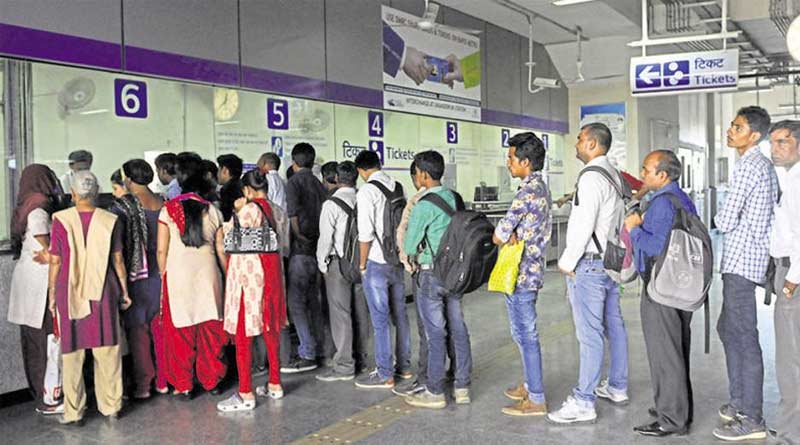 Kolkata Metro faces flak for smart card recharge row | Sangbad Pratidin