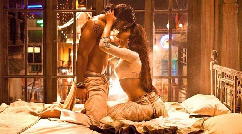 ‘গান না শুনলে সঙ্গম করতে পারি না!’ বেডরুমের গোপন তথ্য ফাঁস করলেন রণবীর সিং!