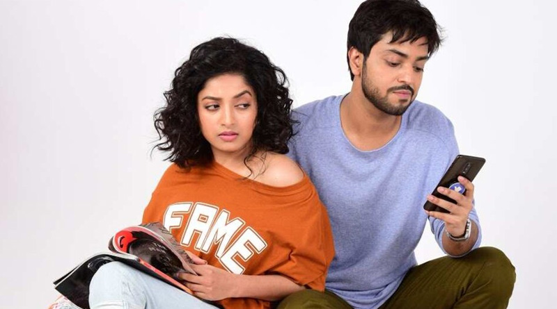 উচ্চাকাঙ্ক্ষাই কি বদলে দিচ্ছে সম্পর্কের সমীকরণ? ‘সহবাসে’ ছবিতে মিলল উত্তর, পড়ুন রিভিউ