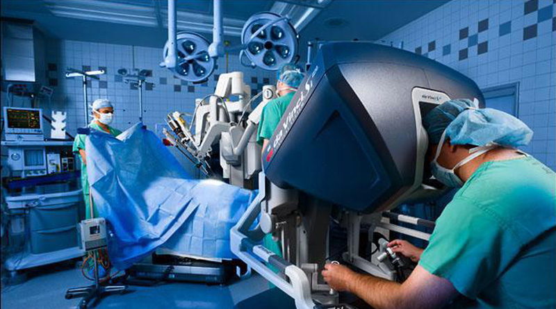 Robots will perform complex surgeries, a new surgery machine of 5 crore rupees is coming to Kolkata | Sangbad Pratidin