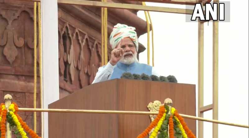 PM Modi slams dynastic politics from Red Fort on I-Day | Sangbad Pratidin
