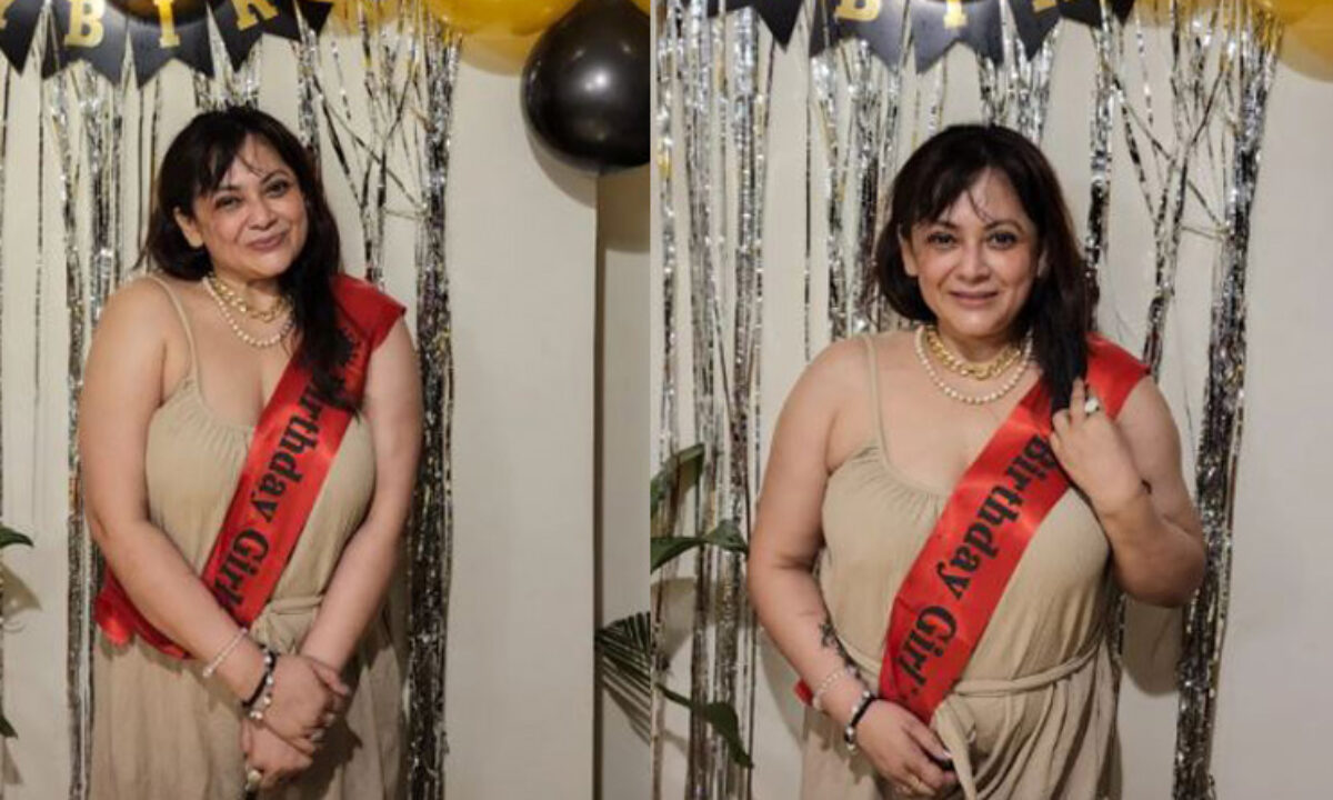 Sreelekha Mitra reveals her actual age on her birth day | Sangbad Pratidin
