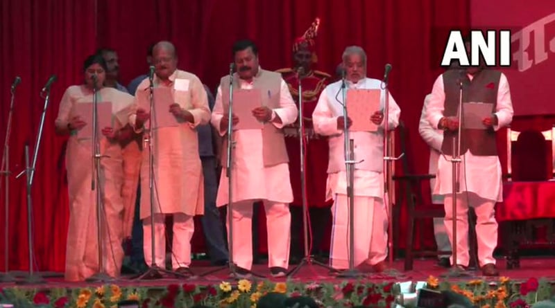 নীতীশের নেতৃত্বে বিহারে গঠিত নতুন মন্ত্রিসভা, শপথ নিলেন ৩০ বিধায়ক