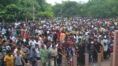 Police lathicharges to manage crowd at Tajmahal | Sangbad Pratidin
