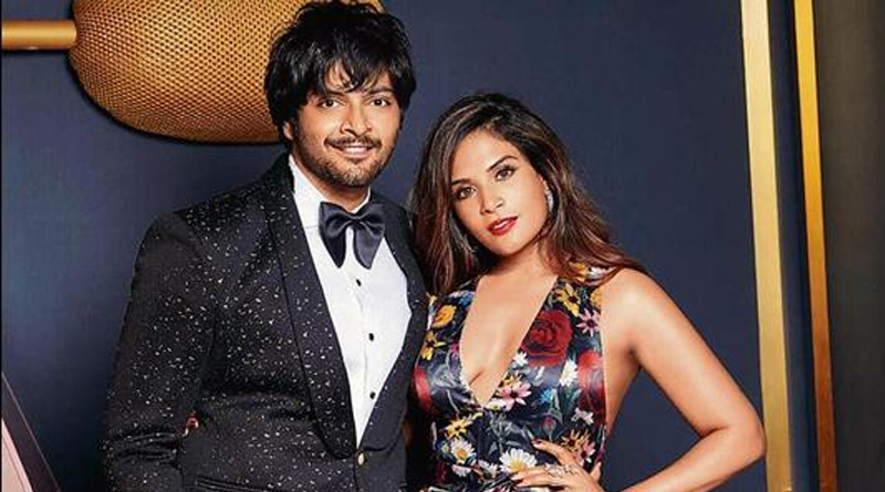 মেহেন্দির রঙে হাতে লেখা আলি ফজলের নাম, ছবি শেয়ার করে কী লিখলেন রিচা চাড্ডা?