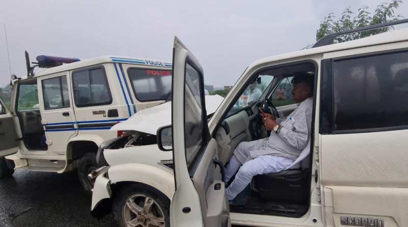 Minister Becharam Manna met an accident in Purba Bardhaman | Sangbad Pratidin