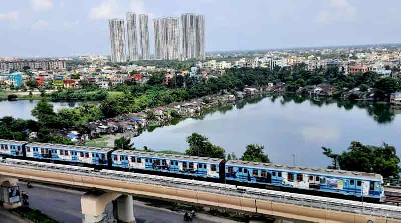 নিউ গড়িয়া-এয়ারপোর্ট রুটে ট্রায়াল রানের শুরুতেই বিপত্তি! বিকট আওয়াজ করে থামল মেট্রো