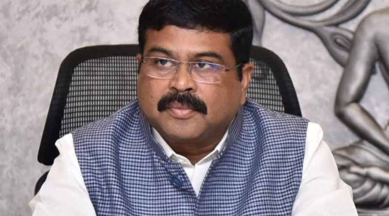 Central minister Dharmendra Pradhan lashes out at Bengal BJP leaders । Sangbad Pratidin