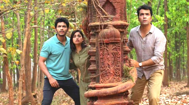 Review of Abir Chatterjee, Arjun Chakraborty, Ishaa Saha starrer Karnasubarner Guptodhon | Sangbad Pratidin