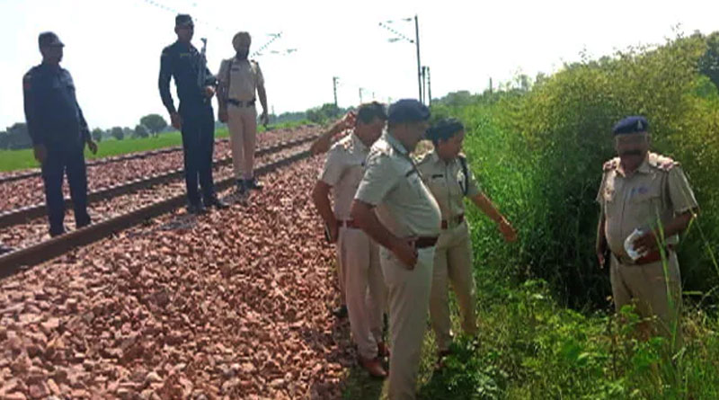 Haryana: Woman Thrown Off Train, Child Found Alone In Coach | Sangbad Pratidin