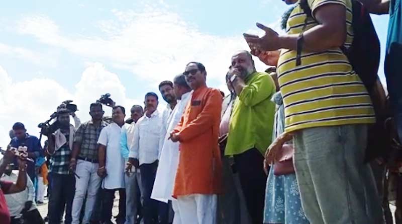 মালবাজারে দুর্ঘটনাস্থল পরিদর্শনে বিজেপির প্রতিনিধি দল, মৃতদের পরিবারের সঙ্গে সাক্ষাৎ
