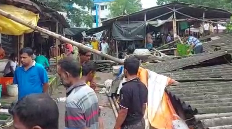 Accident in Baishakhi Market, 6 injured | Sangbad Pratidin