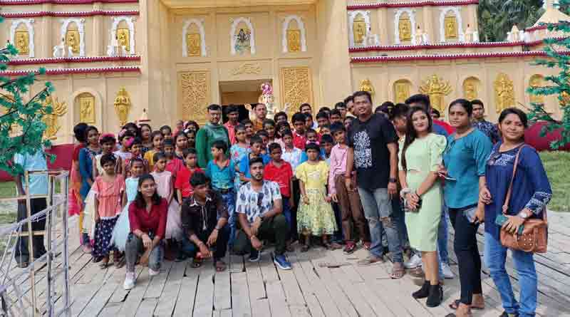 College students of Basirhat taken orphan children to visit Durga Puja pandals | Sangbad Pratidin