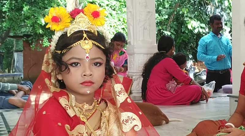 ত্রয়োদশী তিথিতে রীতি মেনে কঙ্কালিতলায় কুমারীপুজো, মন্দিরে ভক্তের ঢল