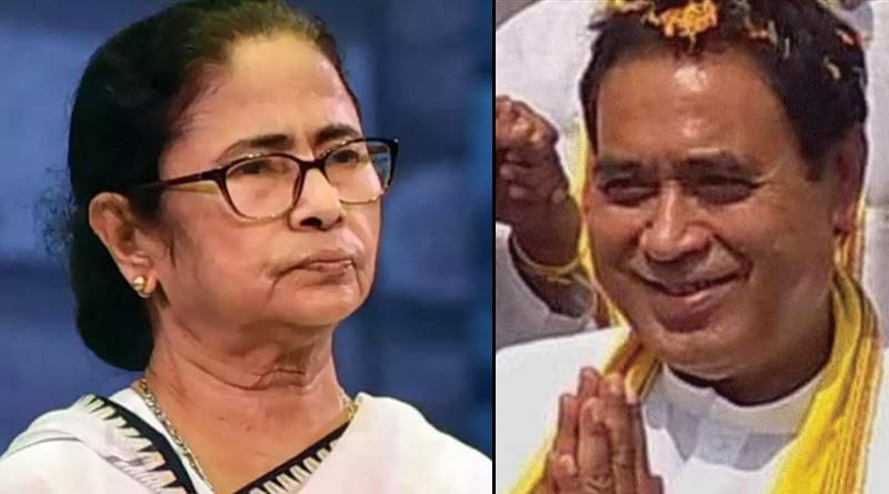 ‘কোচবিহার বাংলার অংশ নয়’, মুখ্যমন্ত্রীর মঞ্চ থেকে নেমেই বঙ্গভঙ্গের পক্ষে সওয়াল অনন্ত মহারাজের
