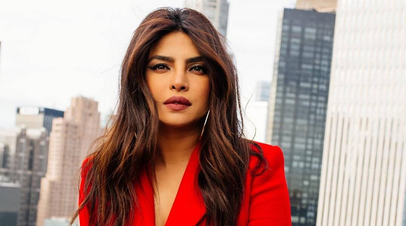 ‘এগিয়ে আসুন সবাই, আন্দোলনের শক্তি বাড়ান’, হিজাব প্রতিবাদে শামিল প্রিয়াঙ্কা চোপড়া