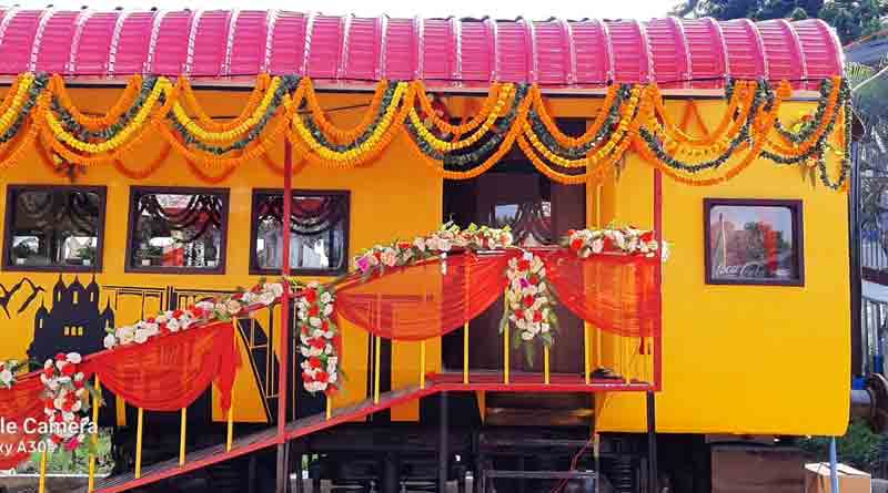 Rail Coach turned to AC Restaurant in New Jalpaiguri Station | Sangbad Pratidin