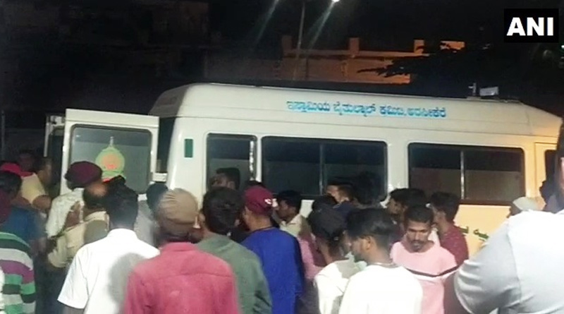 9 killed in head-on collision between tempo, KMF milk vehicle in Karnataka | Sangbad Pratidin